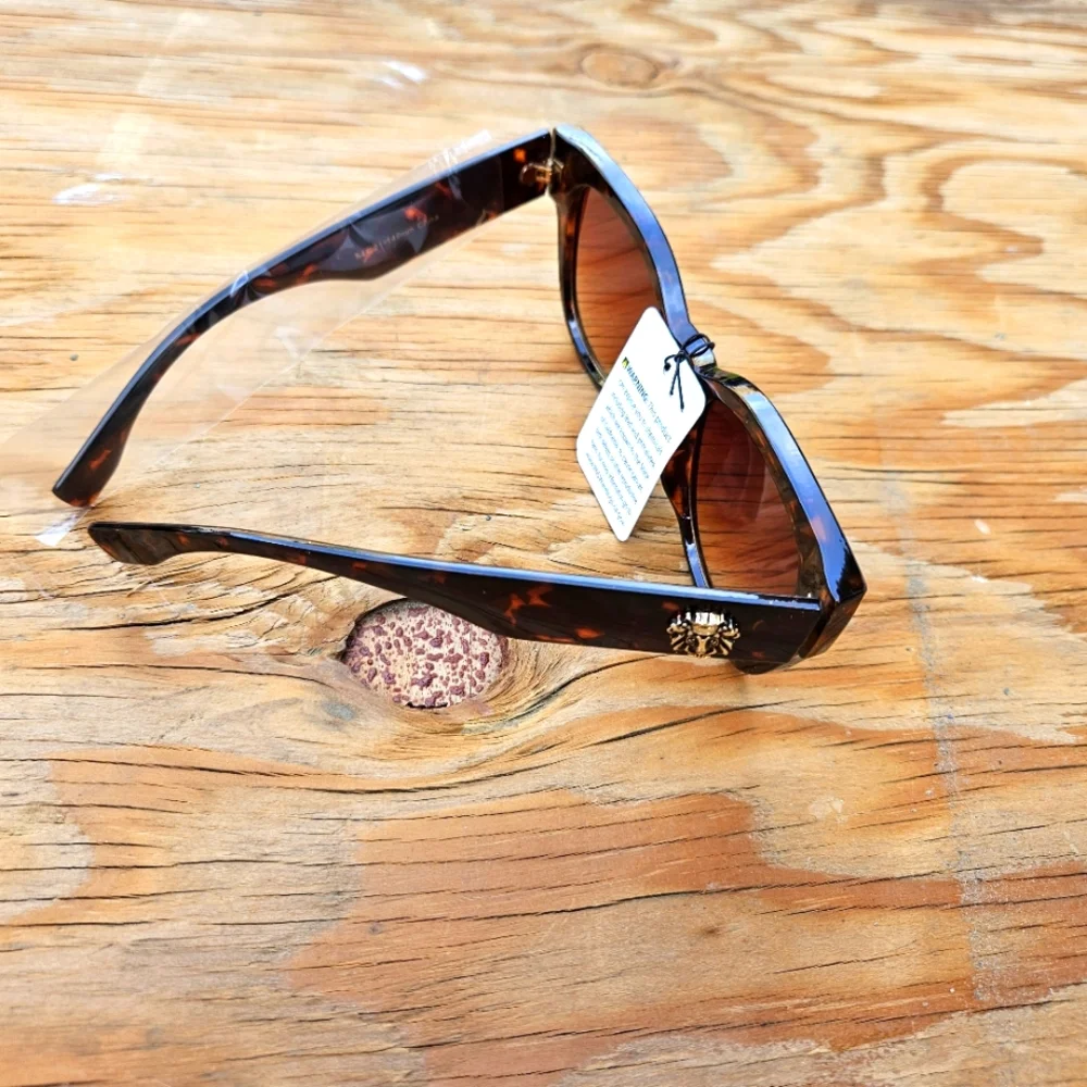 Kleo Brown Sunglasses - Picture 14 of 16